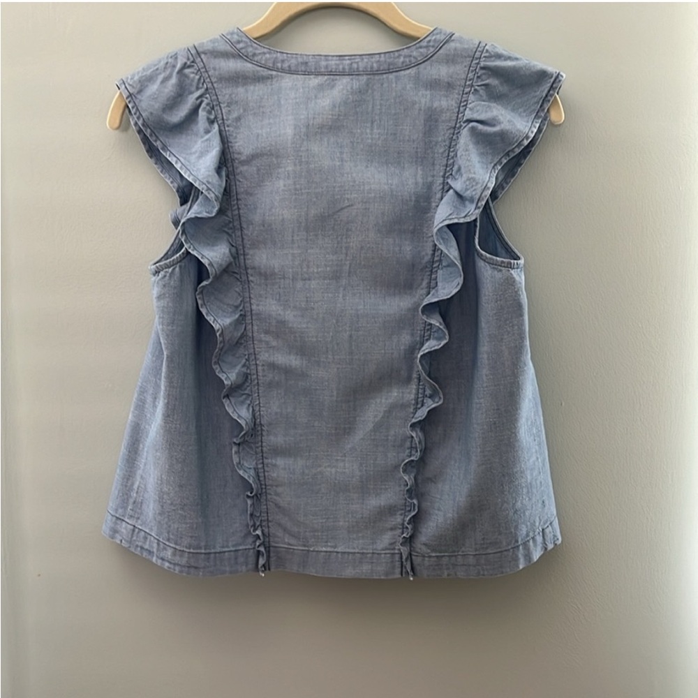 🩵 Madewell Floral Embroidered Denim ruffle top - Picture 7 of 8